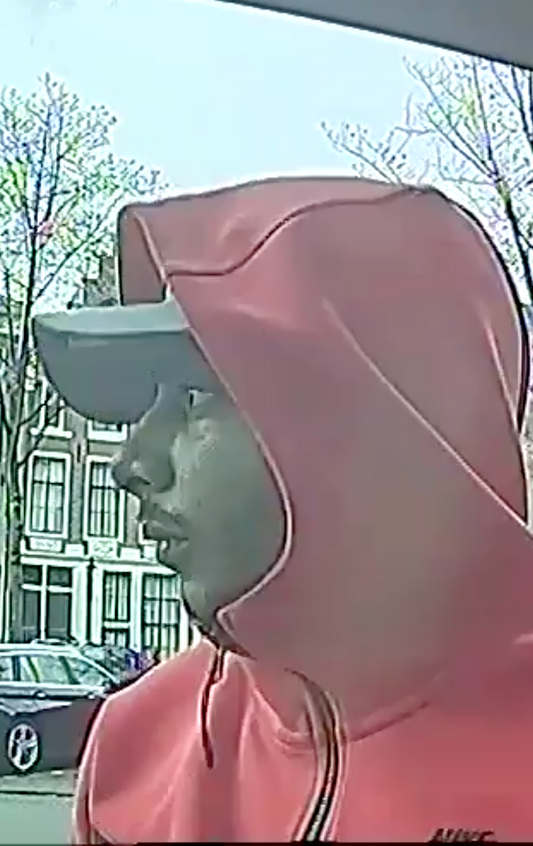 Amsterdam - Gezocht - Pinnen met gestolen bankpas Westerstraat