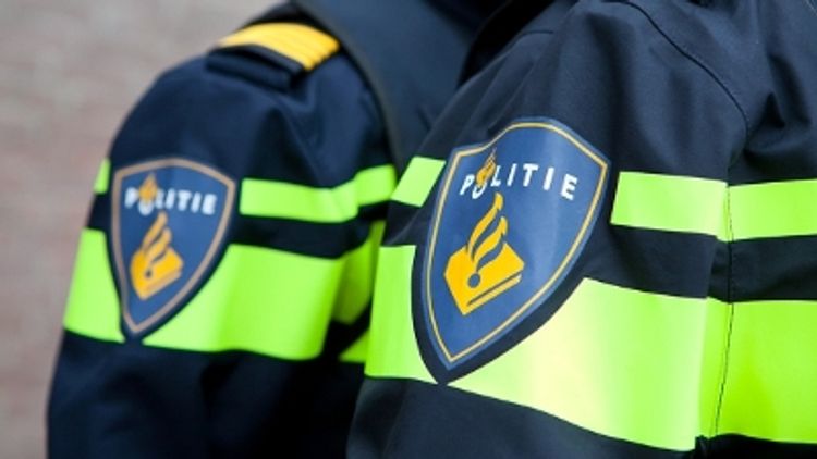 Heerde - Politie doet onderzoek in Heerde Heerde - Politie doet onderzoek in Heerde